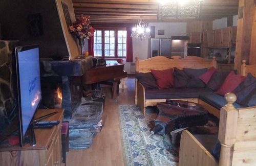 La Lechere Chalet De Esquí | Chalet Ancien les Marmottes