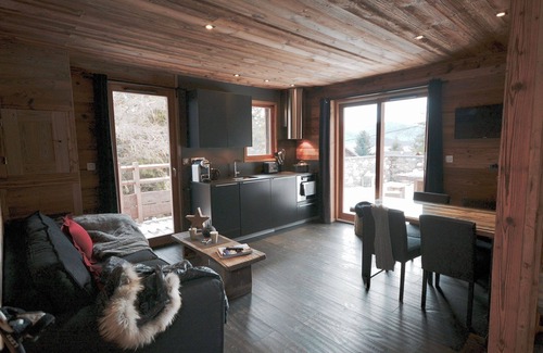 Superbolquere Chalet De Esquí | Chalet-Ankara-De Lujo-Baño tipo “wet room”-Vista a la Montana