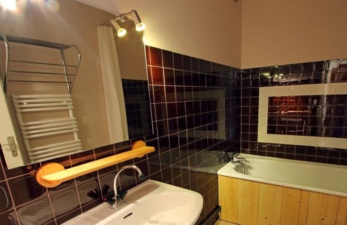 Mijoux Apartamento | Apartamento-Baño con bañera-Balcón- 17 & 27