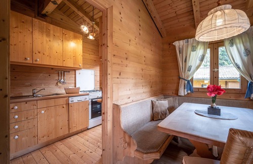 Oberndorf bei Kitzbuhel Apartamento | Chalet / Apartment mit Gartenblick im Gartenhotel Rosenhof bei Kitzbühel