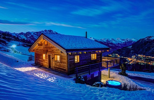 Riddes Chalet De Esquí | Vivienda de vacaciones moderna y acogedora en La Tzoumaz, 4 Vallees, Suiza para 8 personas