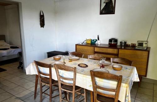 Moutiers-en-Puisaye Chalet De Esquí | Chalet au bord de l'étang 4 pers