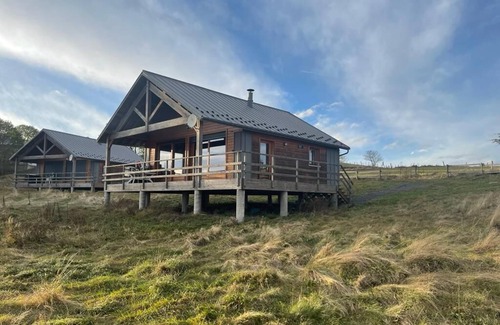 Montgreleix Chalet De Esquí | Chalet au Calme Avec vue sur les Monts du Cézallier