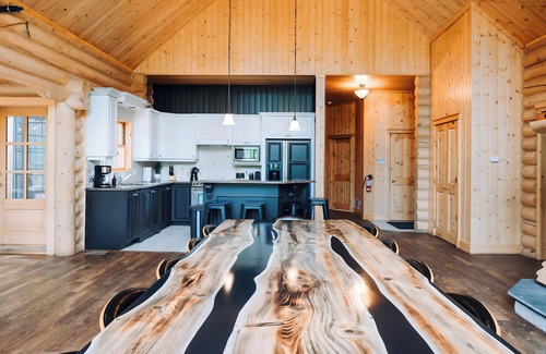Fiddler Lake Resort Chalet De Esquí | Chalet Authentik 27: Indoor & Outdoor heated pools, Hot tub, Lake and Resort