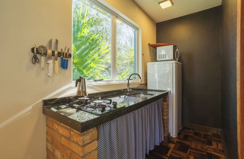 Praia do Rosa Chalet De Esquí | Chalet Azul. Comfort, Style and Peace in Nature.