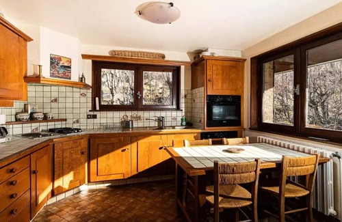 Vallouise-Pelvoux Chalet De Esquí | Chalet Belvedere-Vallouise - Chalet overlooking Vallouise 9 people
