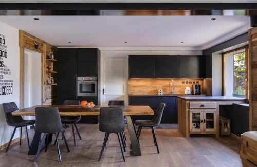 Les Bossons Chalet De Esquí | Chalet Benoit - Modern Chalet 8 Pax Free Parking Mountain View - By Cozee Rentals
