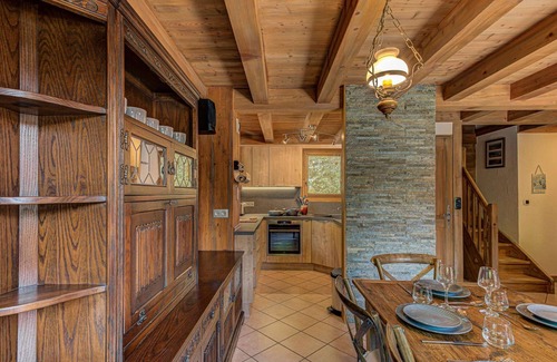 Les Houches Chalet De Esquí | Chalet Blackbushe - Traditional Chalet - Alpes Travel - Sleeps 4-6