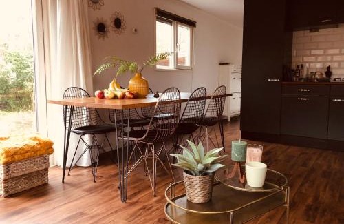 Bosgebied Hoenderloo Chalet De Esquí | Chalet Bosrand 42 Park Veluwshof 6 p