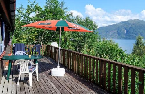 Balestrand Chalet De Esquí | Chalet Brattland - FJS021 by Interhome