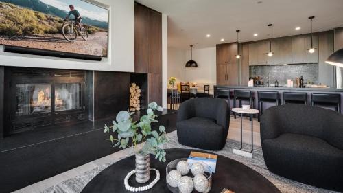 Highlands Townhomes Casa | Chalet Brio