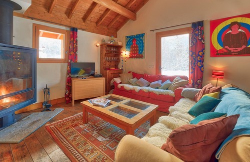 Vallorcine Chalet De Esquí | Hermoso Chalet Buet ubicado en el tranquilo pueblo de Vallorcine
