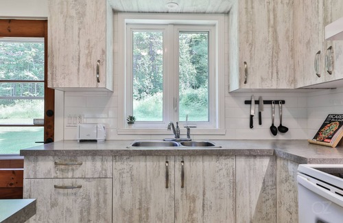 Saint-Alphonse-Rodriguez Cabina | Chalet Le Arbor - Bord de L'eau - Nature - Foyer