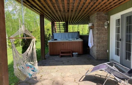Saint-David-de-Falardeau Chalet De Esquí | Chalet Grand-père Tortue