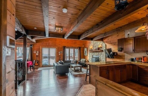 Sainte-Agathe-des-Monts Chalet De Esquí | Chalet Mont Belle