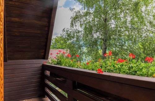Cutigliano Chalet De Esquí | Chalet 'Casina Di Fata Mirtilla' with Mountain View, Private Terrace and Wi-Fi