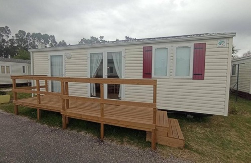 Burinhosa Chalet De Esquí | Chalet 'Casinhas Do Alentejano I I' con piscina compartida, Wi-Fi y aire acondicionado
