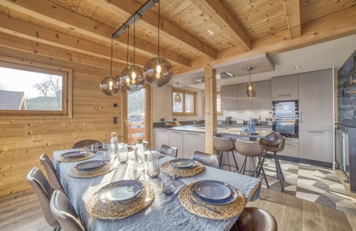 Sallanches Chalet De Esquí | Chalet 'Chalet Face Au Mont-blanc' con vistas a la montaña, Wi-Fi y aire acondicionado