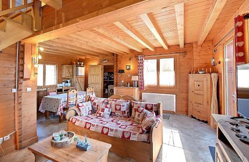 Le Menil Chalet De Esquí | Chalet Charmilles - Chalet vue sur montagne