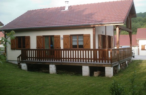 Moirans-en-Montagne Chalet De Esquí | Chalet Classé 3 Étoiles par L'office du Tourisme du Jura, 6/8 Personnes