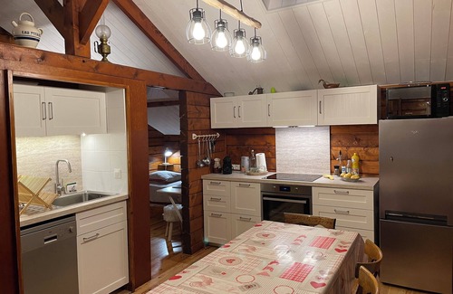 Saint-Crepin Chalet De Esquí | Chalet Cozy et son Jardin Arboré de 1000 m2