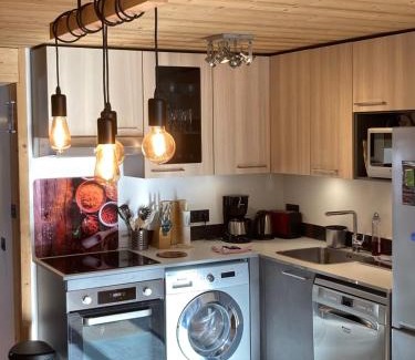 Les Carroz-d'Araches Apartamento | Chalet Cyclamens, 65m2 plein centre - Jardin, WIFI & parking!