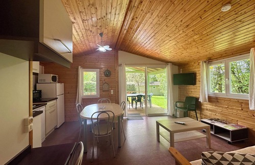 Beynat Chalet De Esquí | Chalet de 4 pers - Lac de Miel à 500m - Beynat - Parking / Piscine
