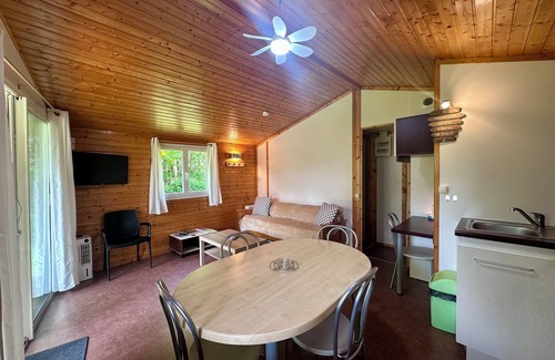Beynat Chalet De Esquí | Chalet de 4 pers - Lac de Miel à 500m - Beynat - Parking / Piscine