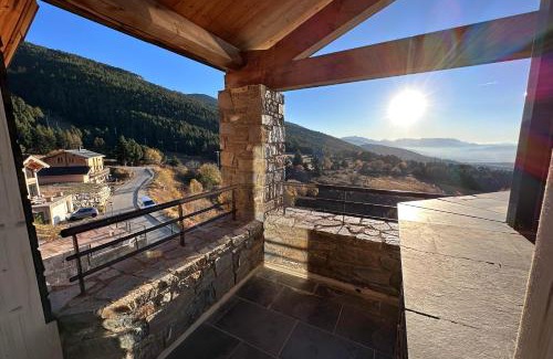 Eyne 2600 Chalet De Esquí | CHALET DE LA COULEE - Chalet de grand standing avec spa offrant une vue sur la vallée