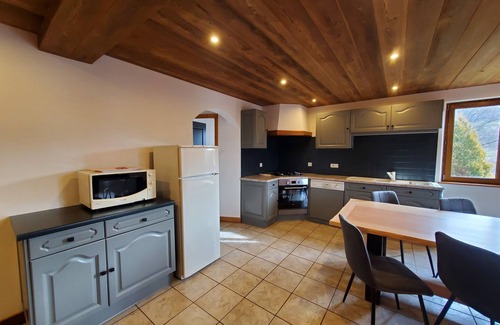 Le Menil Chalet De Esquí | Casa de montaña (madera / piedra) - Le menil