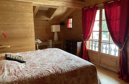 Demi-Quartier Cama Y Desayuno | Chalet de Mado