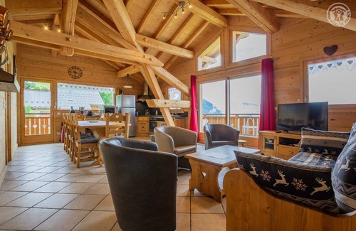 Albiez-le-Vieux Casa | Chalet DES Coeurs - Albiez Montrond