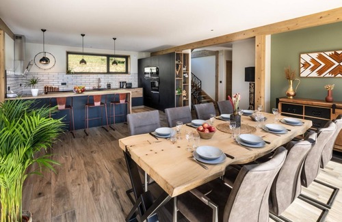 Aime Casa | CHALET DES EPICURIENS