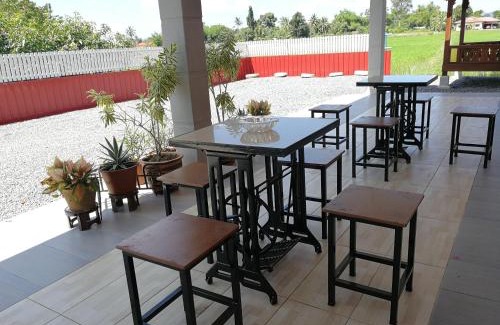 Kampung Keriang Dan Chalet De Esquí | Chalet Desa Halban