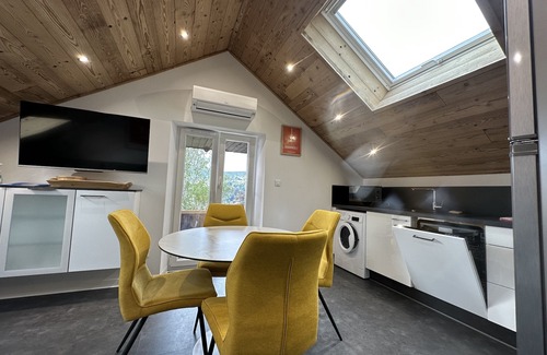 Gerardmer Chalet De Esquí | CHALET DJANGO, LAKE VIEW, AIR-CONDITIONED, BALCONY, MOTORCYCLE ROOM, SLEEPS 4, GERARDMER