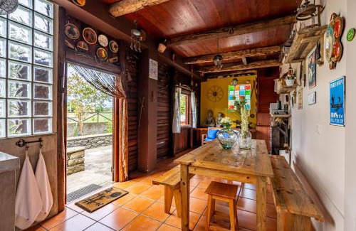 Porto Moniz Casa | Chalet do Monte no Porto Moniz by Homie