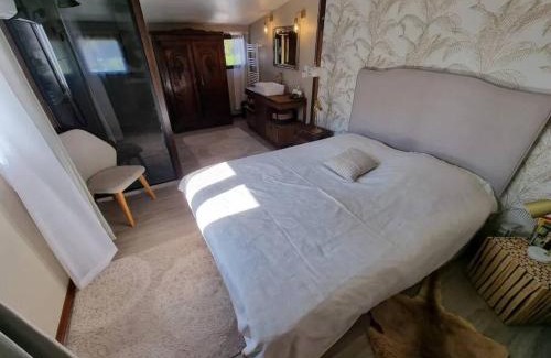 La Plaine des Cafres Chalet De Esquí | Chalet du Badamier Blanc