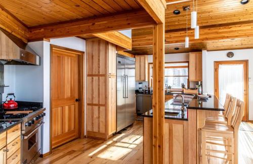 Harbert Casa | Chalet Du Bois