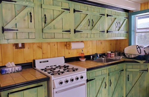 Les Eboulements Cabina | Chalet du cratère de Charlevoix en pleine forêt
