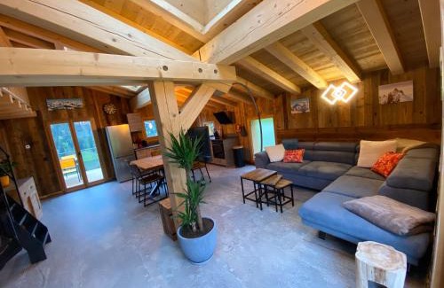 Saint-Gervais-les-Bains Chalet De Esquí | chalet du Champel jacuzzi