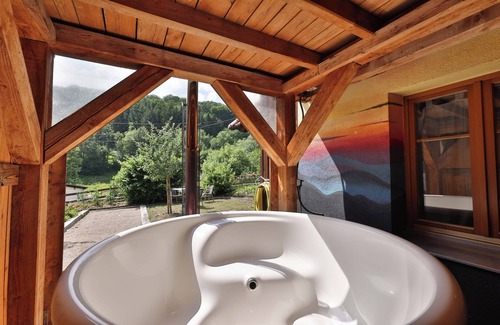 Soultzeren Chalet De Esquí | Chalet du Tanet in Soultzeren for 7 people spa sauna