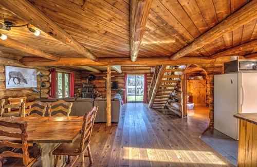 Notre-Dame-de-la-Merci Cabaña | Chalet en bois rond du Caribou