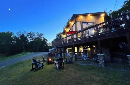 La Minerve Casa | Chalet El Dorado: Lake House near Mont-Tremblant