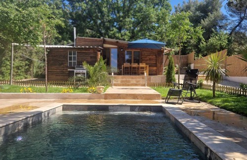 Meyrargues Chalet De Esquí | Chalet en Pleine Campagne Avec Piscine