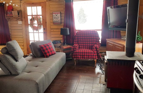 La Malbaie Chalet De Esquí | Chalet en Rondins de Bois Avec lac Privé