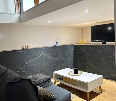 Thise Chalet De Esquí | Chalet entièrement rénové proche Besançon