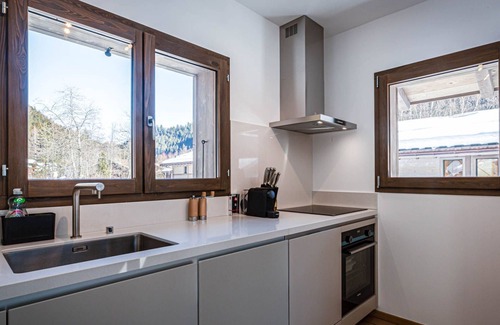 Les Tines Chalet De Esquí | Chalet Etoile: lovely brand new four bedroom chalet