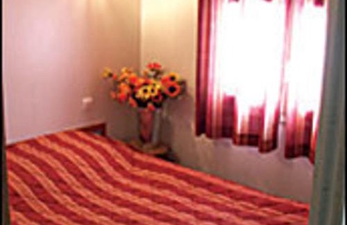 Echassieres Casa | Chalet familial avec piscine, animaux acceptés, draps inclus, proche de Montluçon et Gannat - FR-1-489-323