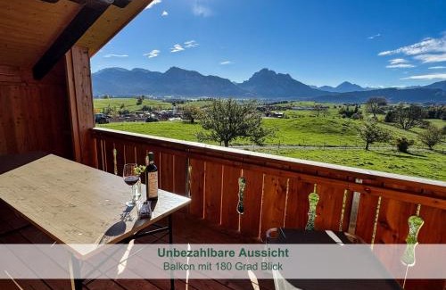 Rieden am Forggensee Apartamento | Chalet - Ferienwohnungen - Biohof Stöger - Panoramasüdbalkon - grandiose Aussicht auf See, Berge und Schloss Neuschwanstein