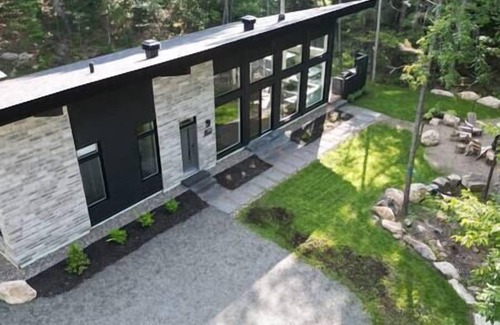 Lac Superieur Village Casa | Chalet FEU en pleine nature à Tremblant.